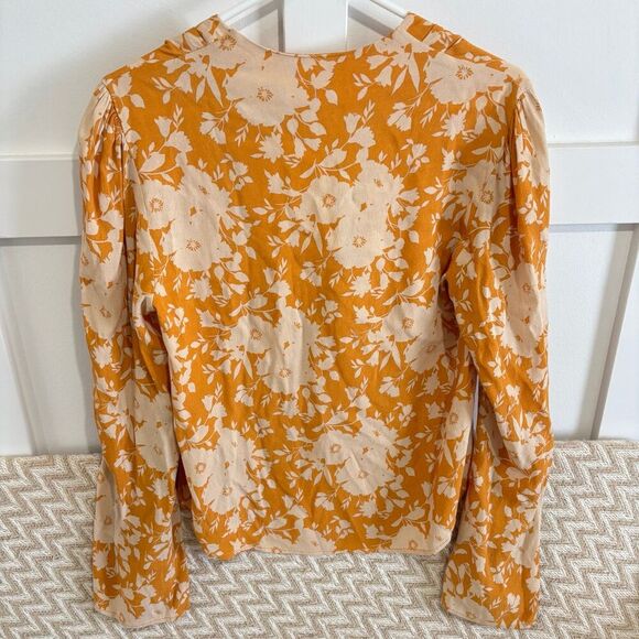 Band of Gypsies Twist Front Floral Blouse NWT - Picture 6 of 7
